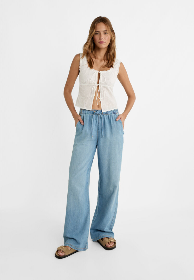 

Stradivarius Hose lang fließend Denim Helles Jeansblau XL