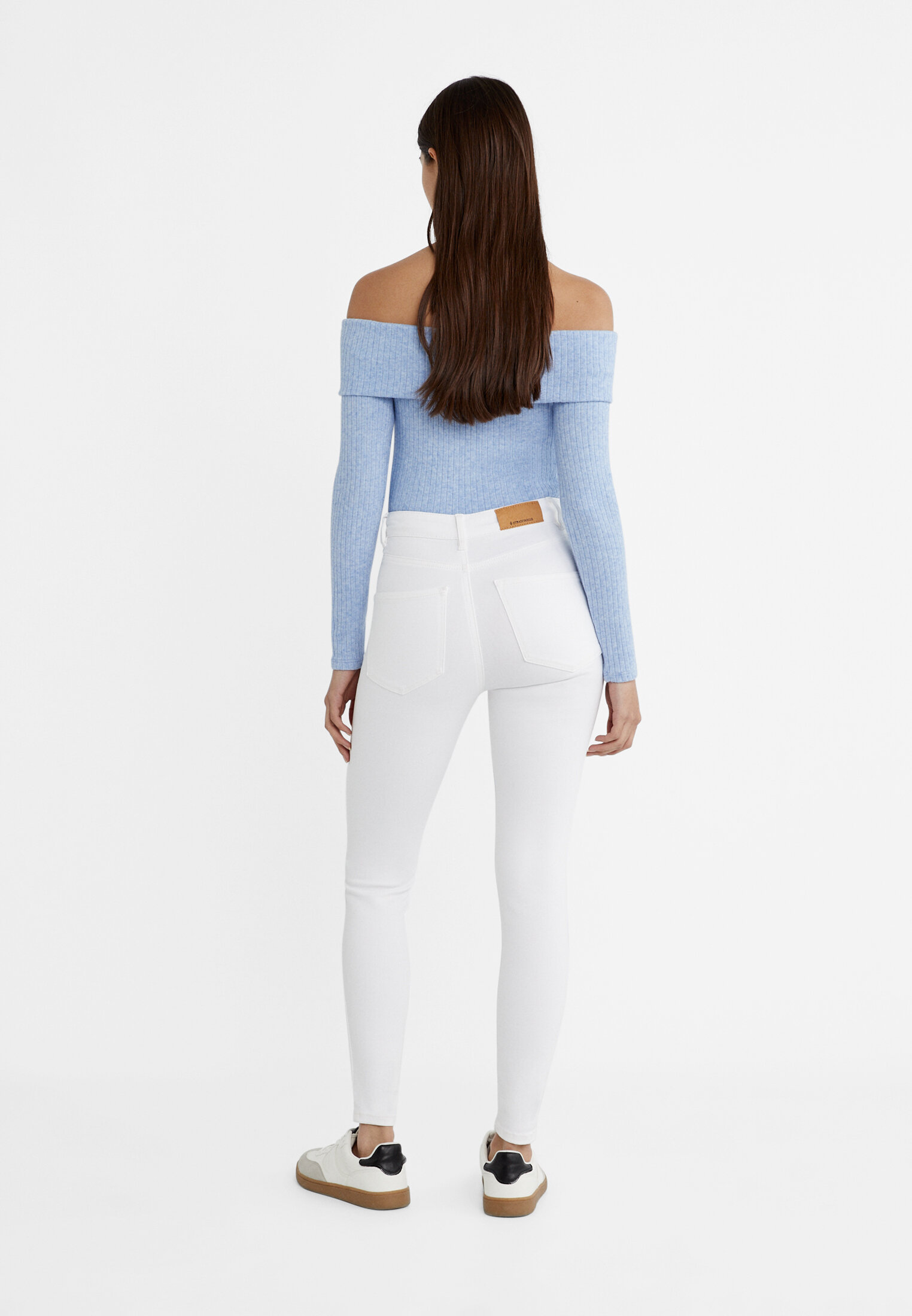 High waist jeans sales stradivarius