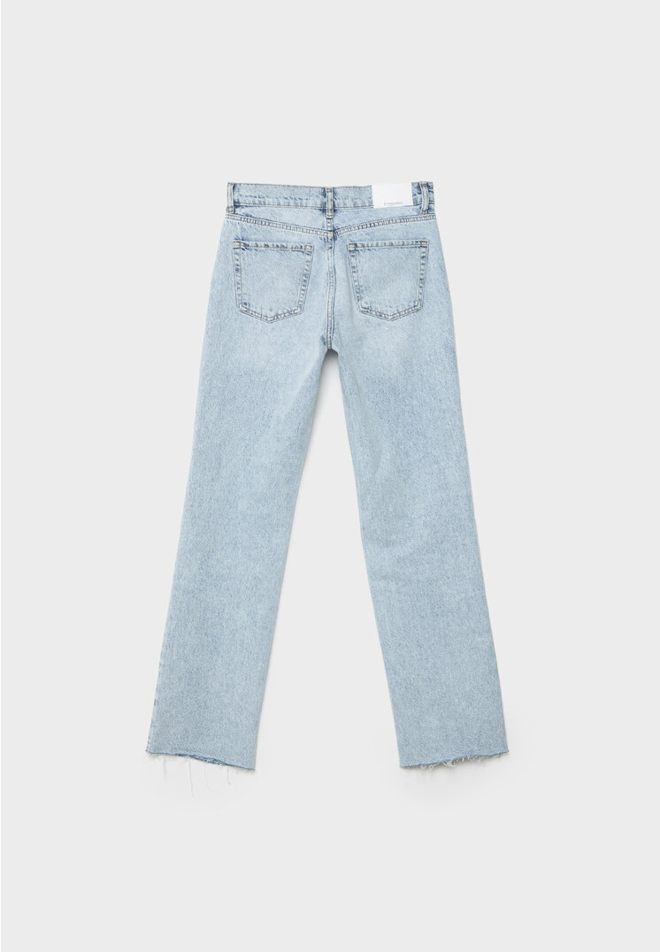 Low-cut straight fit jeans