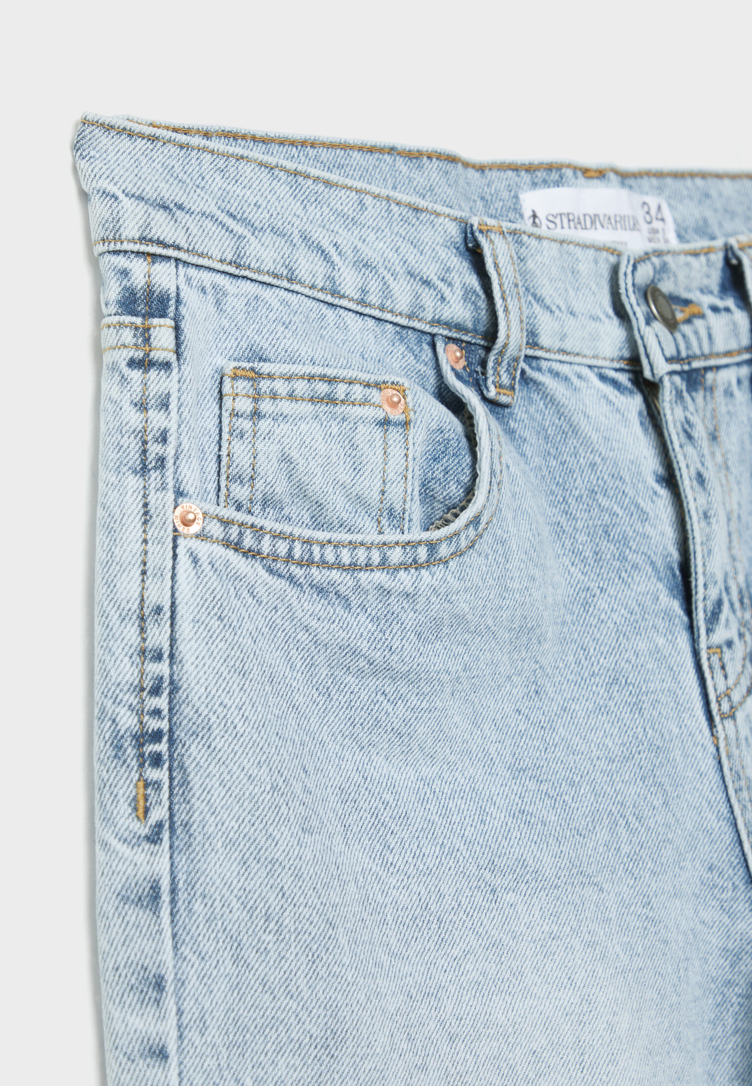 Straight fit deals jeans stradivarius