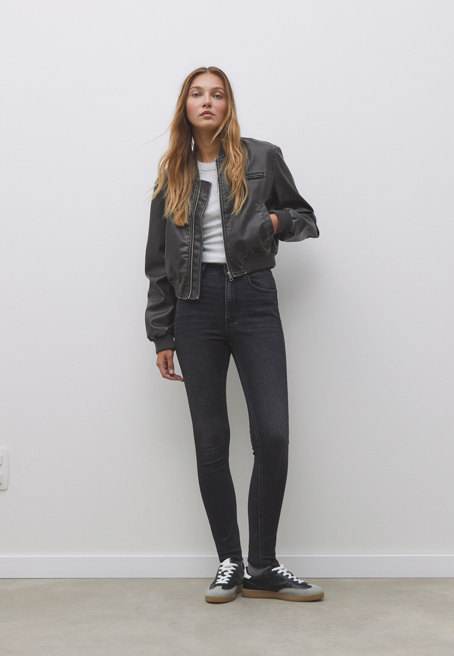 Stradivarius jacket hot sale jeans