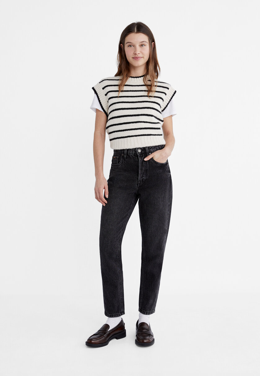 Mom fit best sale jeans stradivarius