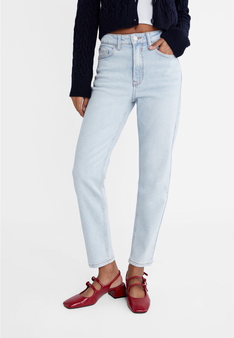 Stradivarius 1465 Slim-fit mom jeans  Light blue denim 16