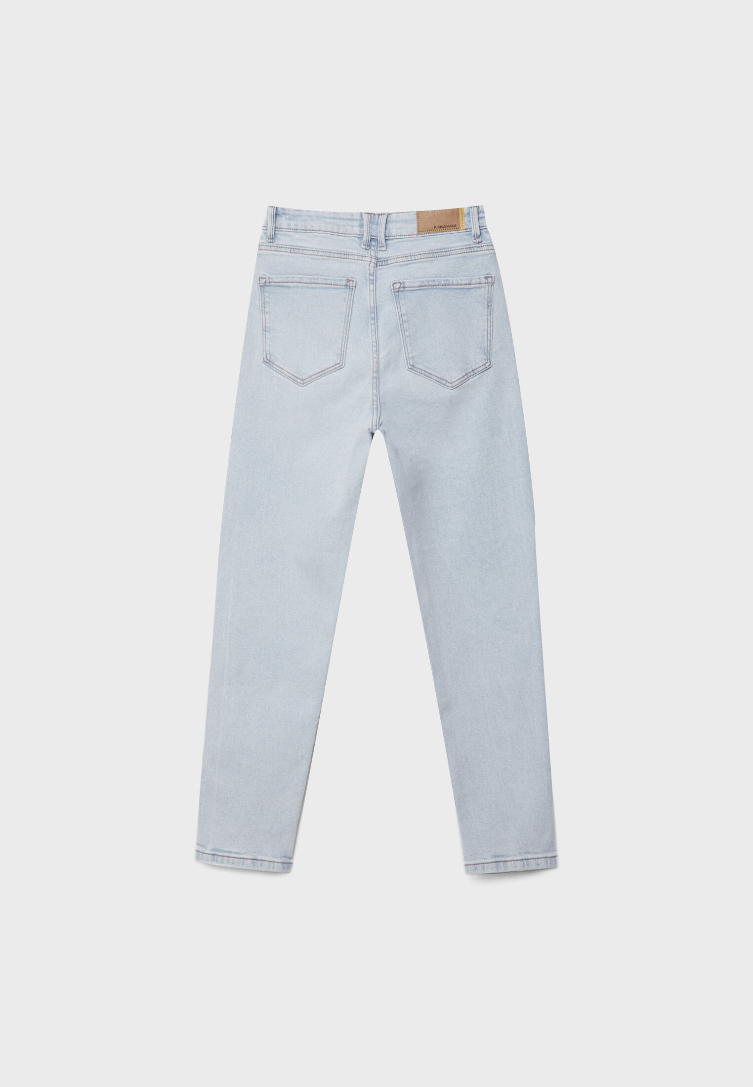 Pull and bear jeans hot sale mom