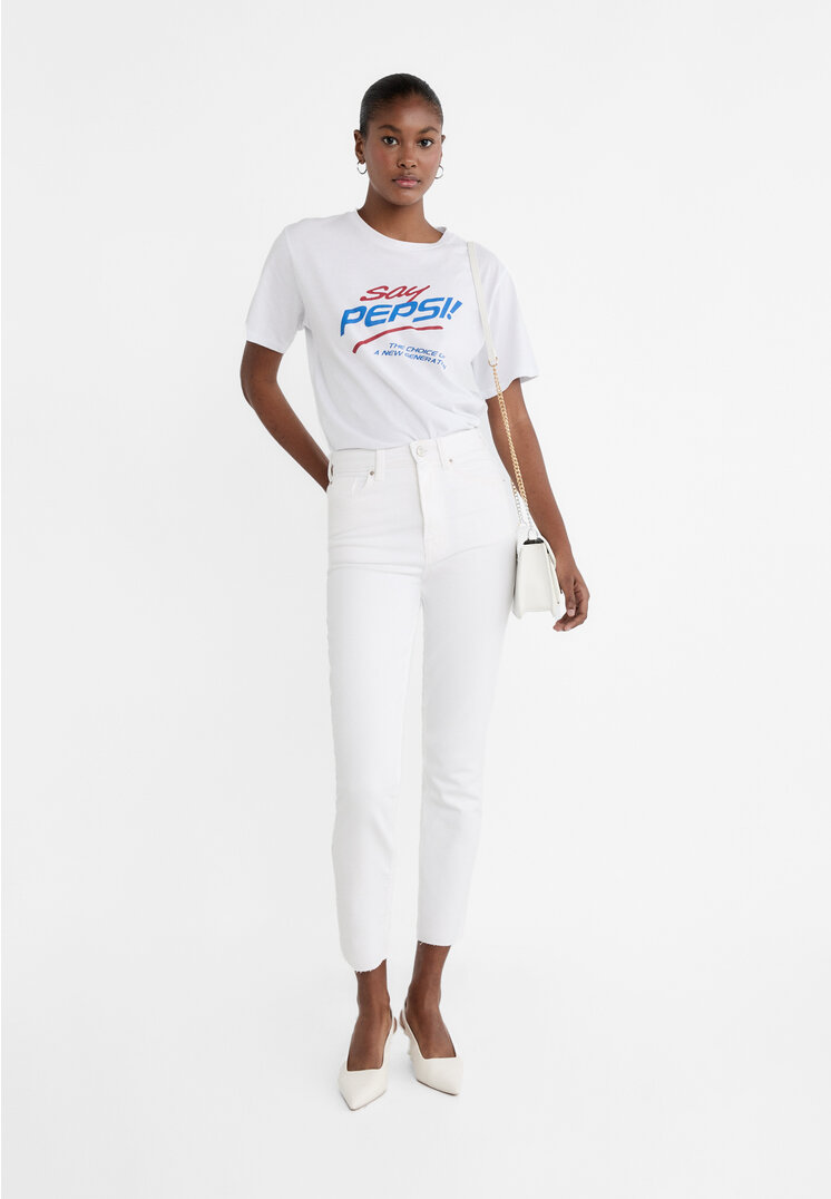 

Stradivarius 1465 Mom-Jeans im Slim-Fit Weiß 32