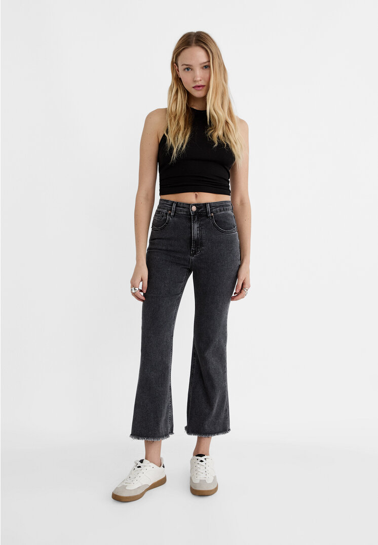 Stradivarius D78 cropped flared jeans  Black denim washed 14