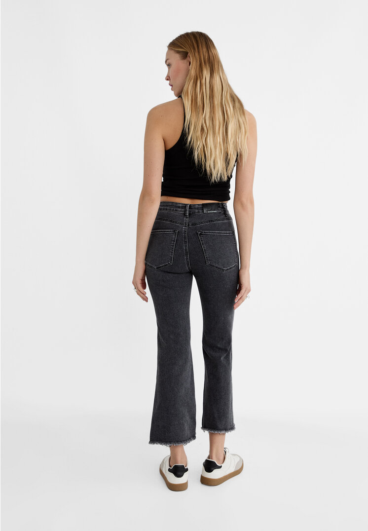 Stradivarius D78 cropped flared jeans  Black denim washed 14