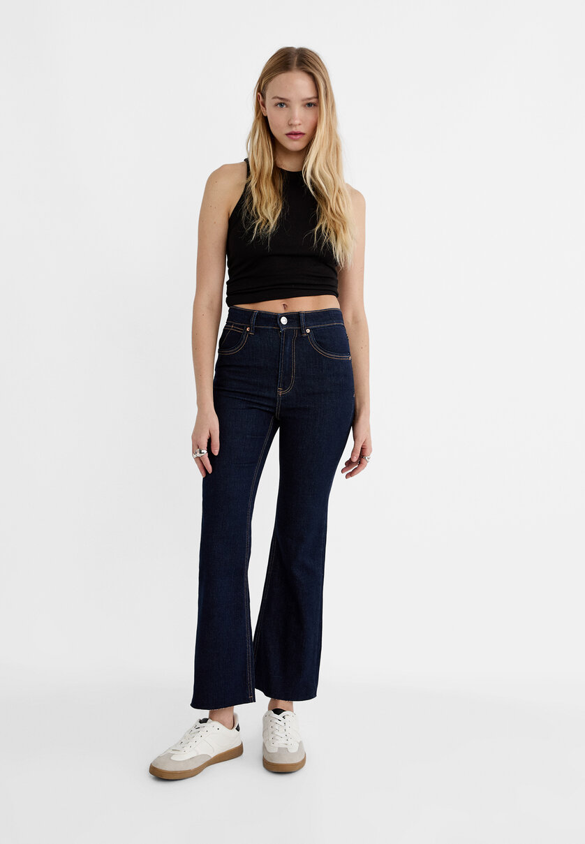 D78 cropped flared jeans