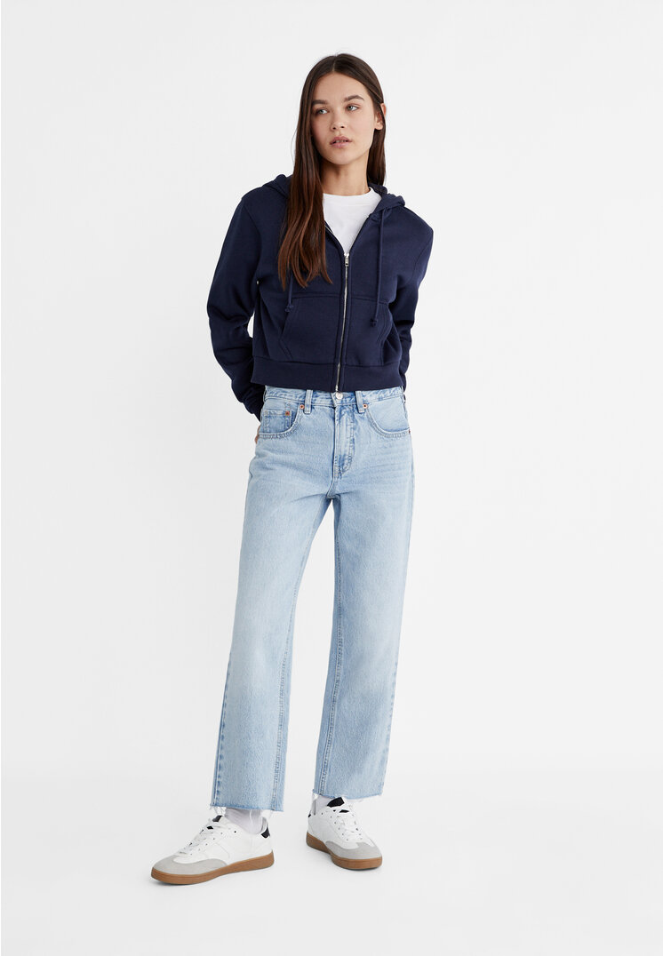 

Stradivarius Jeansy o prostym kroju przed kostkę Denim 42