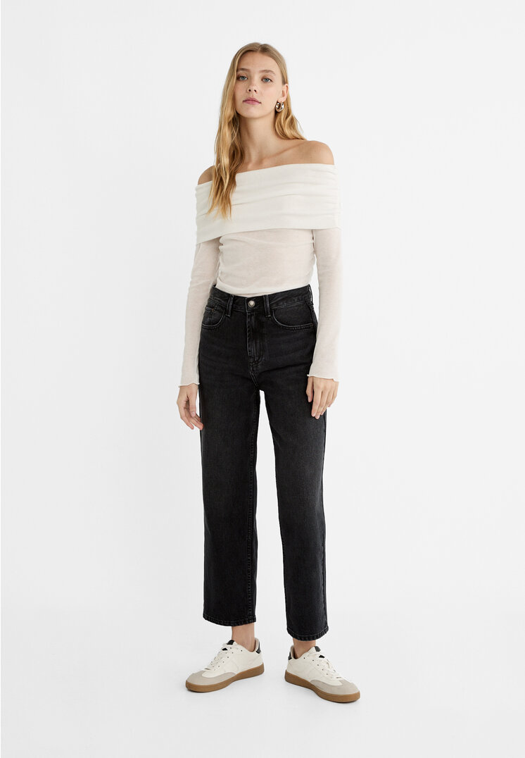 

Stradivarius Jeansy przed kostkę o prostym kroju D96 Czarny denim 38