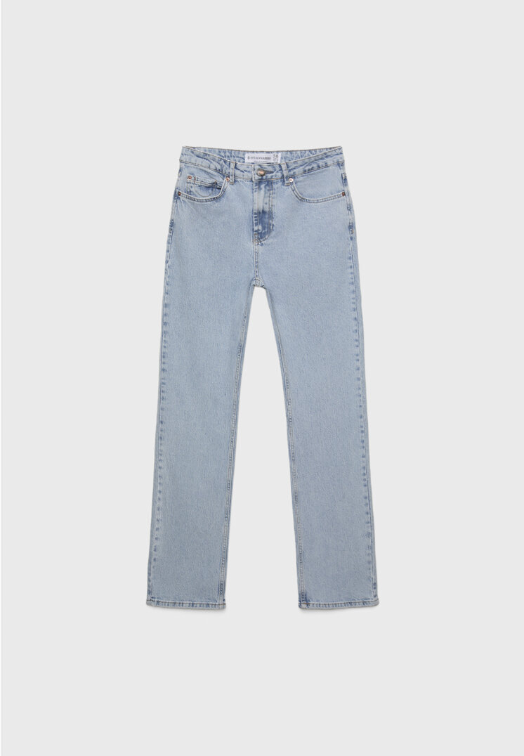 Straight-fit jeans - Women's fashion | Stradivarius Canada