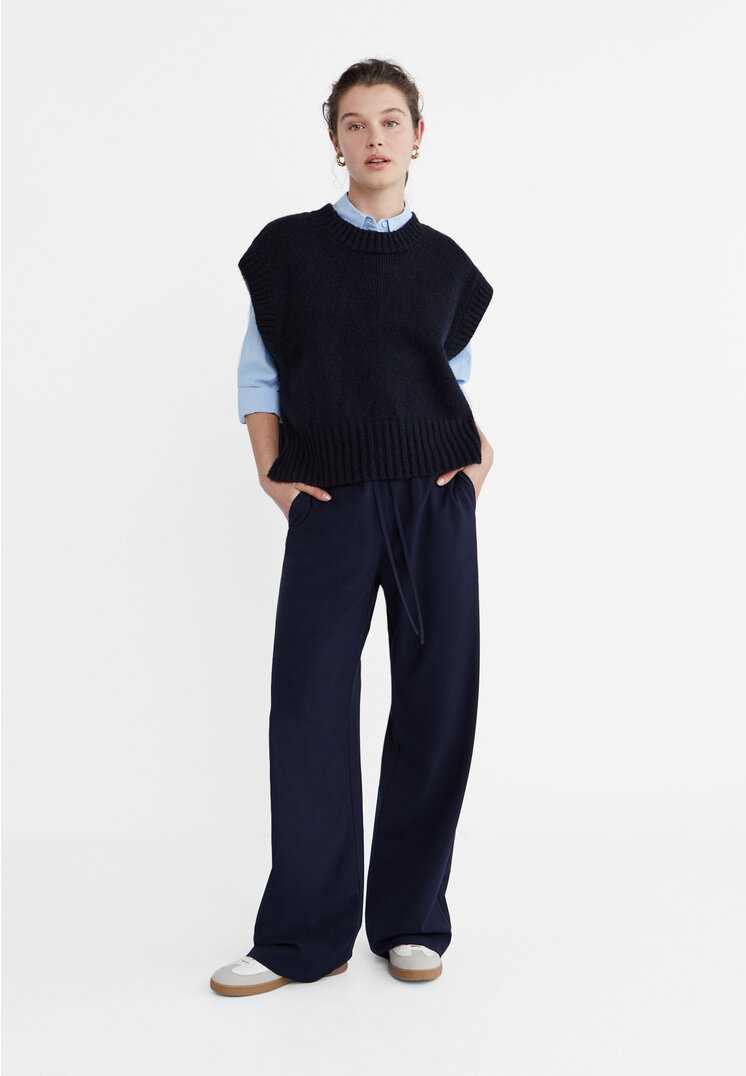 

Stradivarius Strickpullover mit Soft Touch Marineblau M