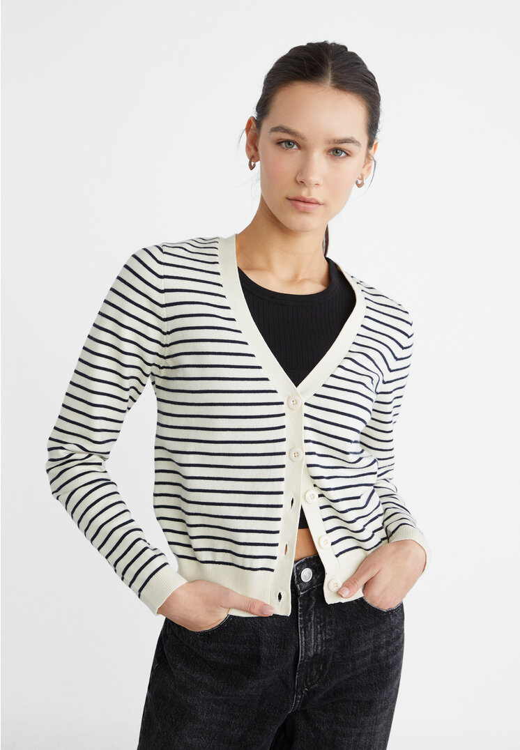 stradivarius cardigan in knit with buttons vaniglia