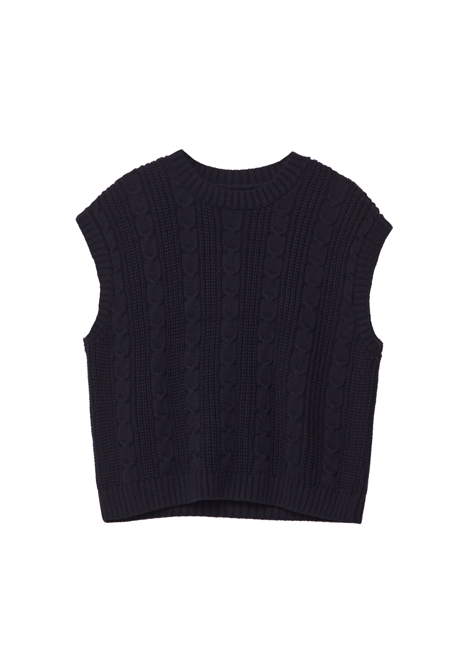 Cable-knit vest