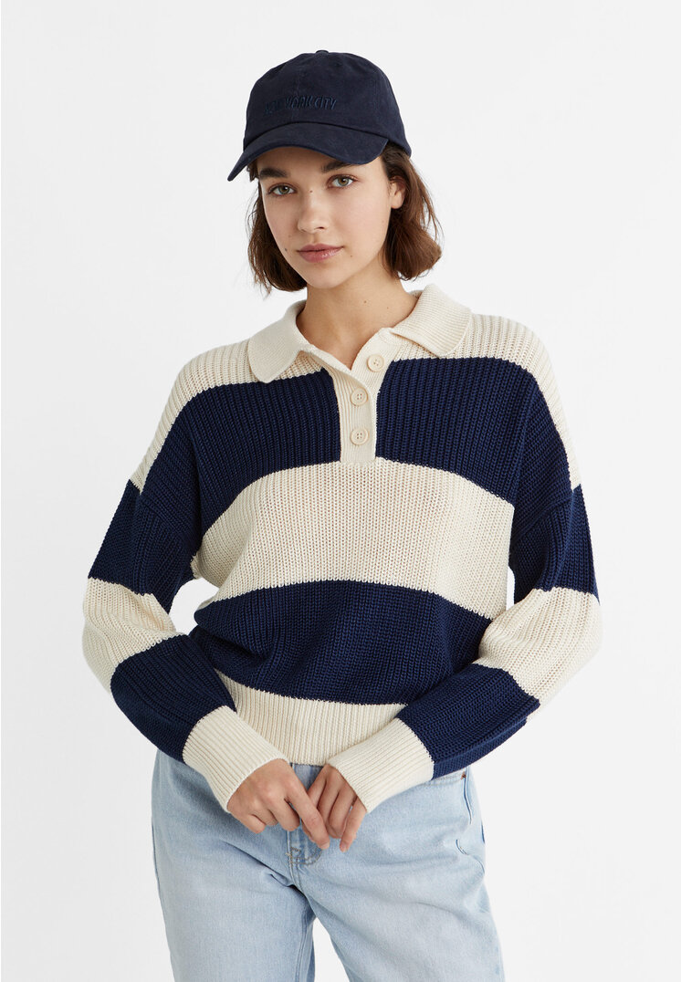 Stradivarius Dzianinowy sweter polo Ciemnomorski M