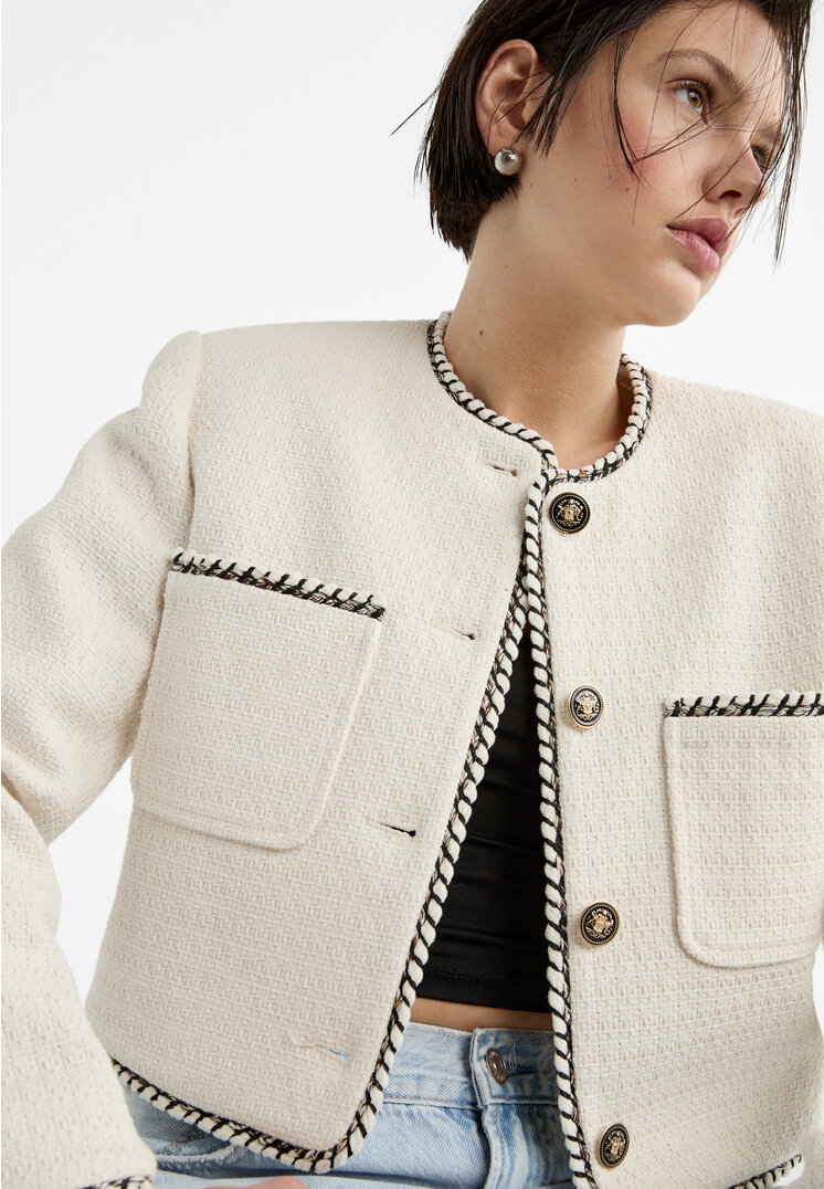 

Stradivarius Jacke mit Knöpfen Ecru XS