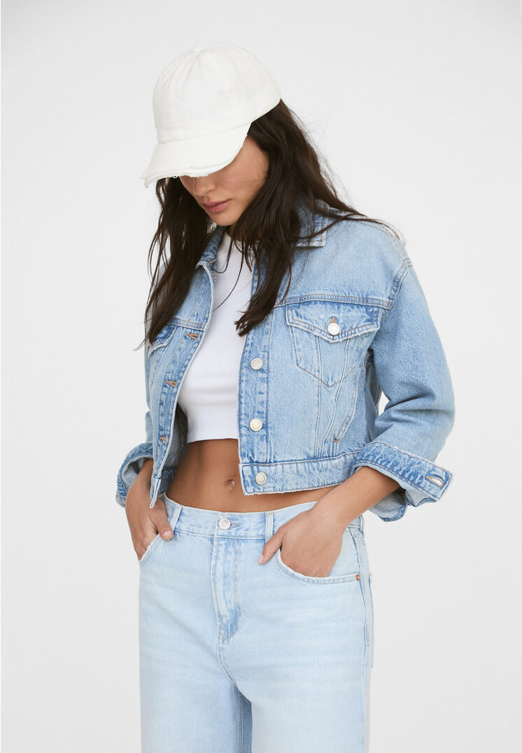 

Stradivarius Jeansjacke mit kastenförmigem Sitz Jeansblau S