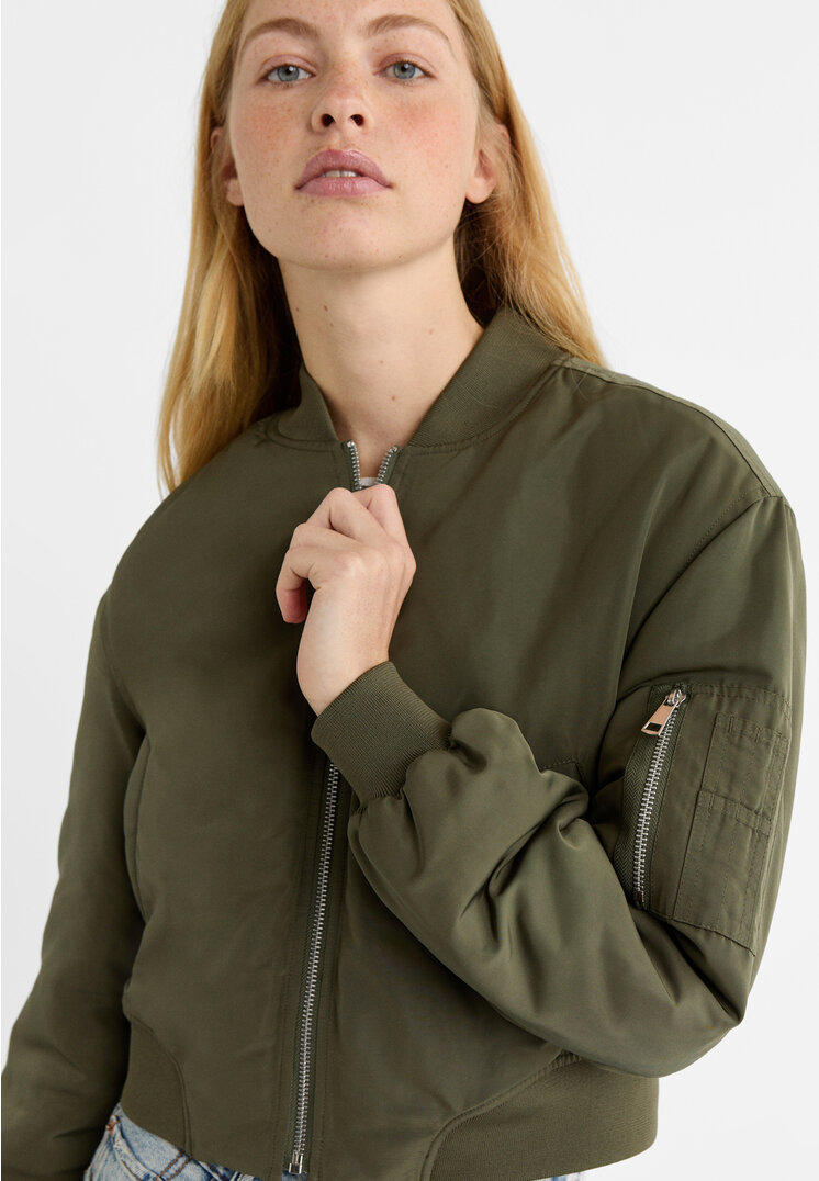 Stradivarius Quilted bomber jacket  Khaki S