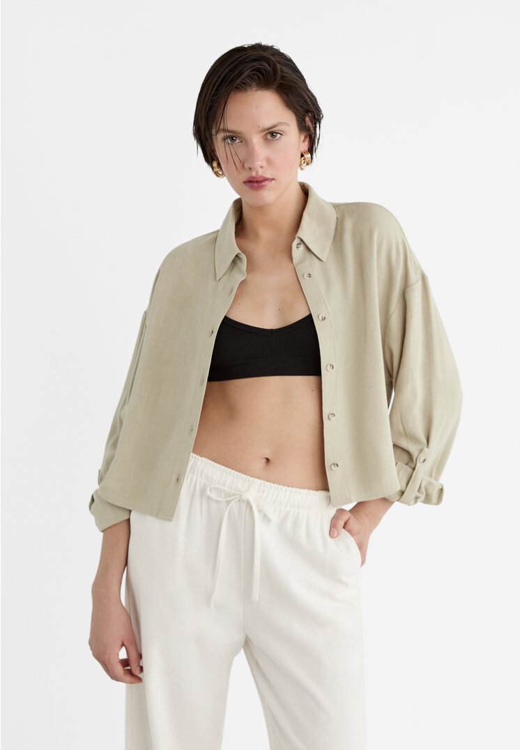 

Stradivarius Hemd kurz Leinenanteil Khaki M