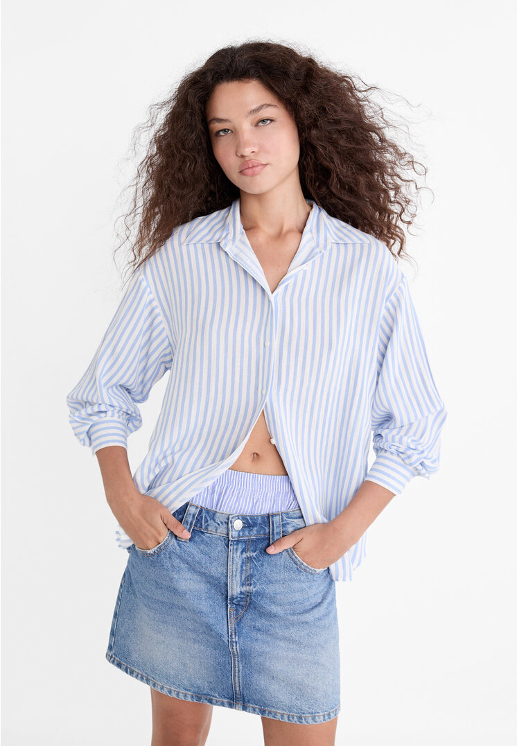 

Stradivarius Hemd mit Leinenanteil Himmelblau M