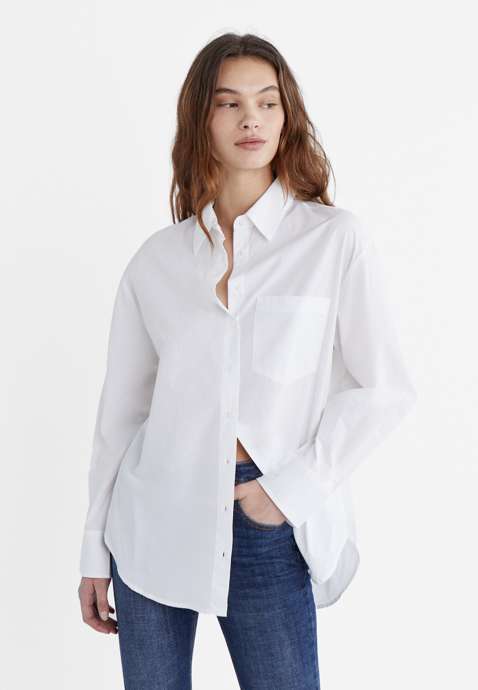 Chemise blanche stradivarius hot sale