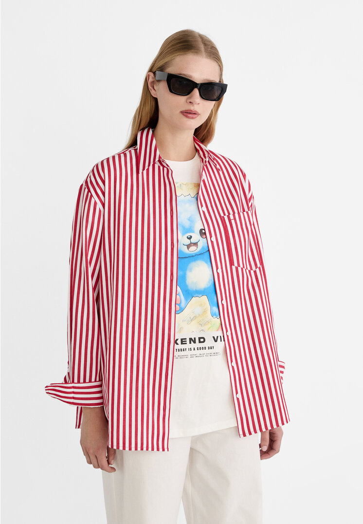 

Stradivarius Gestreiftes Oversize-Hemd aus Popelin Rot M
