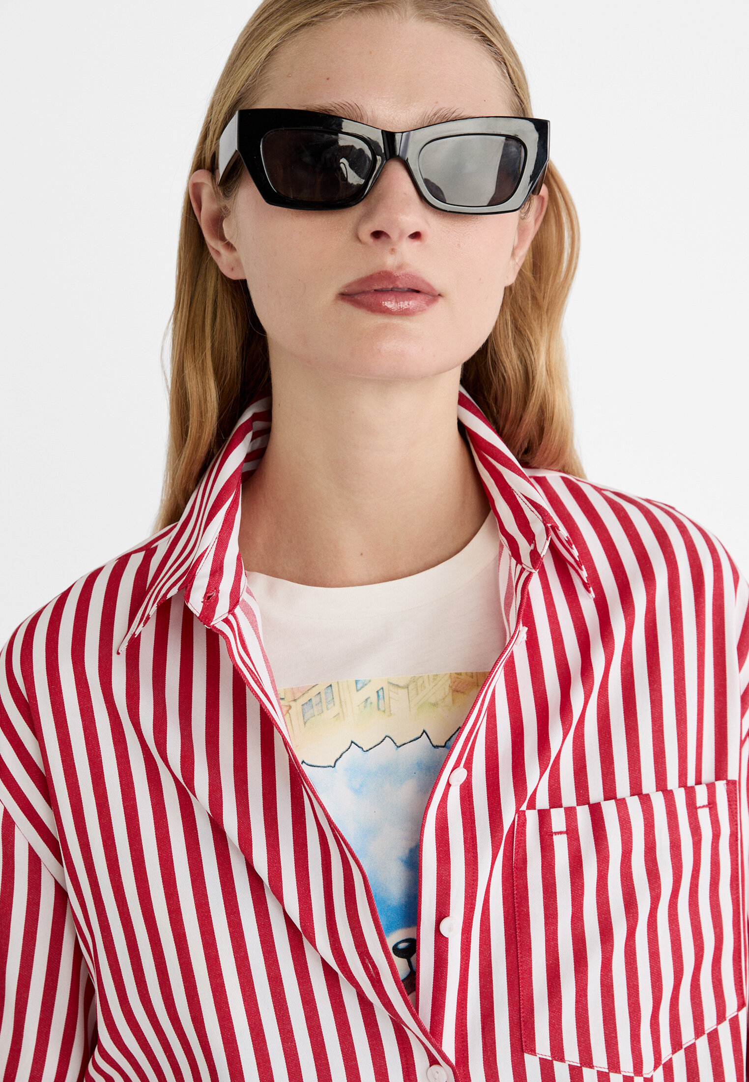 Red and white hot sale womens striped shirt