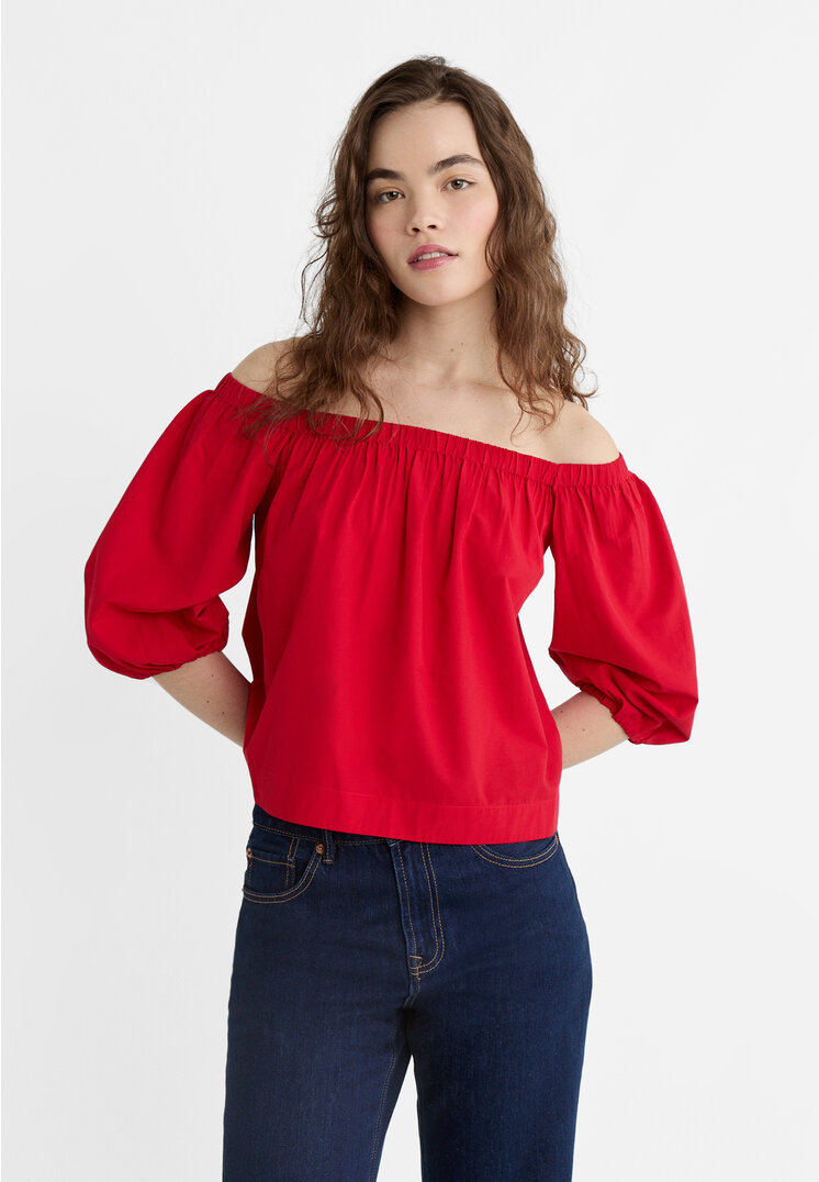 

Stradivarius Schulterfreies asymmetrisches Popelin-Oberteil Rot M