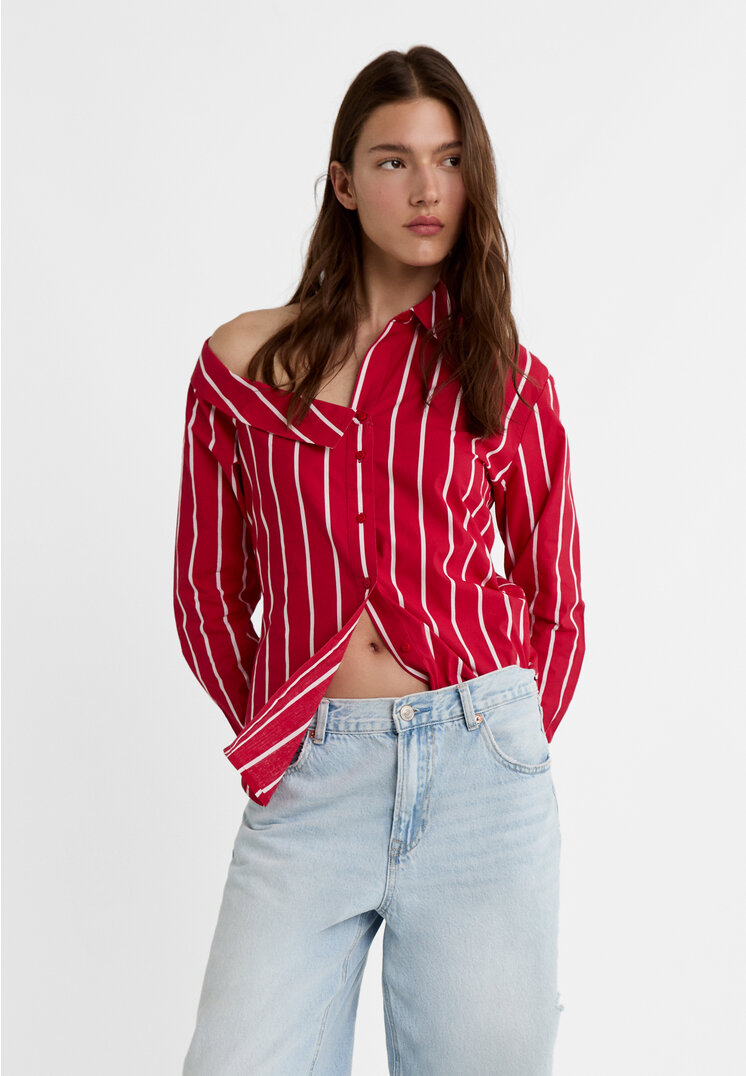 

Stradivarius Asymmetrisches Popelinhemd Rot XL