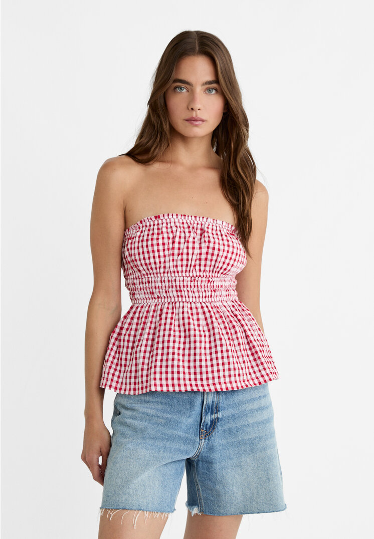 

Stradivarius Trägerloses Top mit Raffung Rot XL