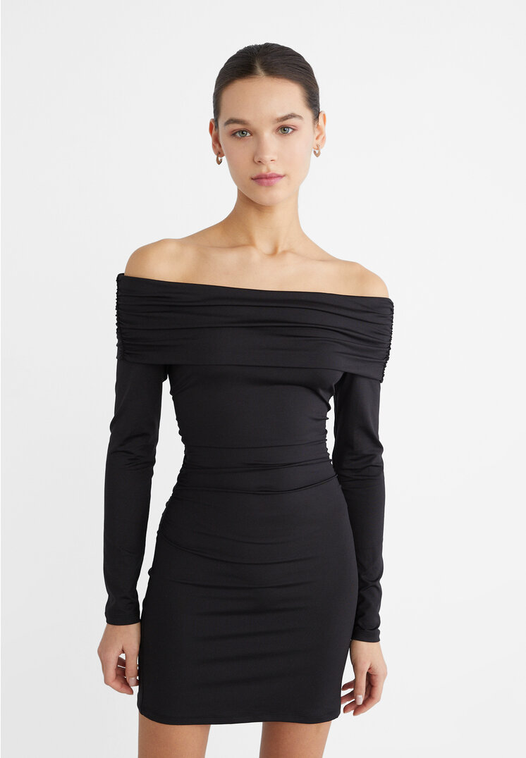 Stradivarius Schulterfreies Kleid Schwarz L