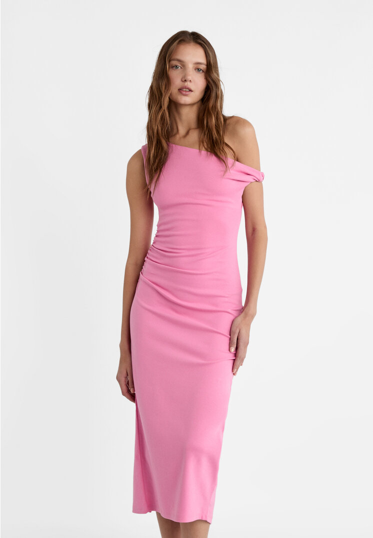 

Stradivarius Midikleid mit asymmetrischem Ausschnitt Kaugummirosa M