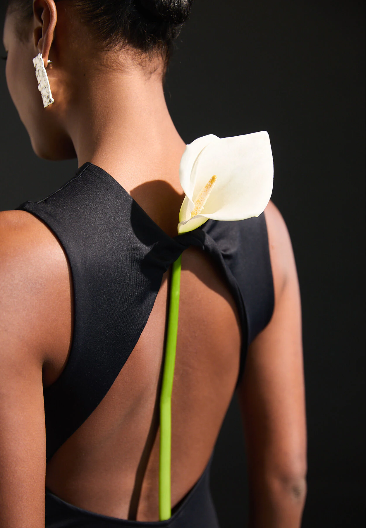Women's Skims Dress 2023 New French Summer Long Sleeve Black V-neck  Backless Sexy Folds Tight Bodycon Short Mini Mesh Dress