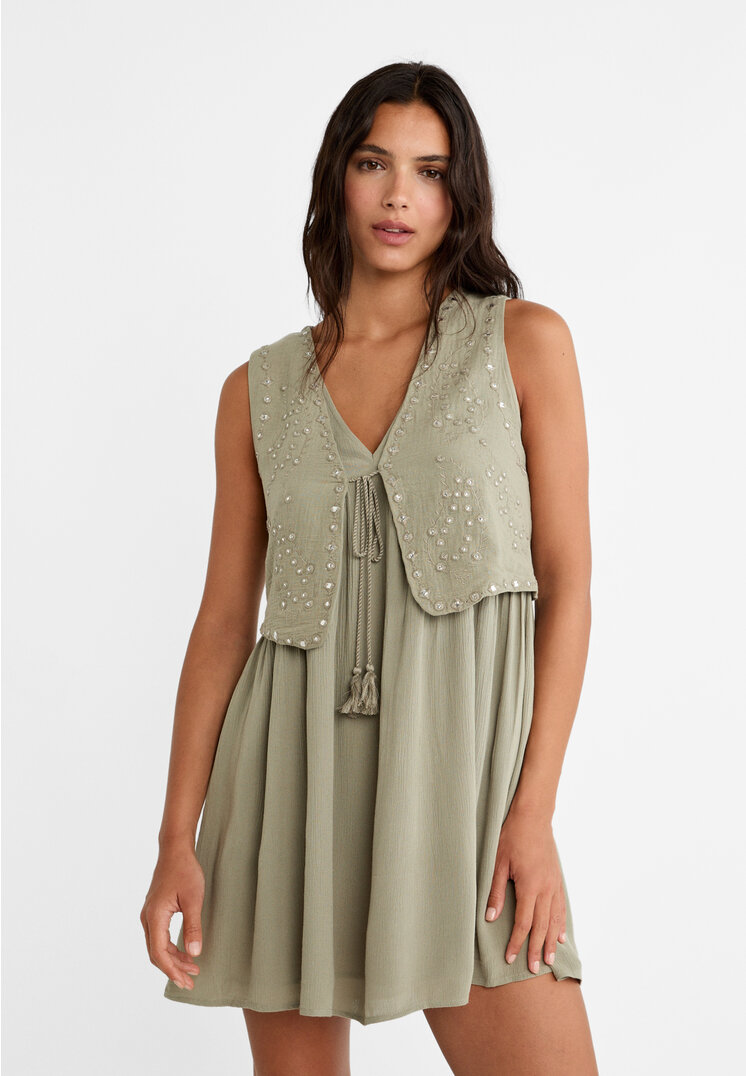 

Stradivarius Krótka sukienka z krepy z kamizelką Khaki XS