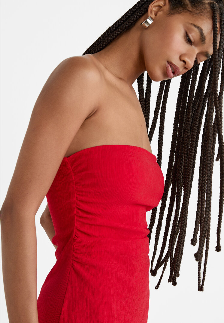 Stradivarius Off-the-shoulder textured midi dress  Red XL