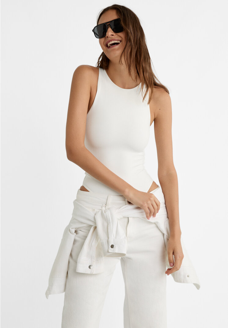 

Stradivarius Body z poliamidu z dekoltem halter Ecru XS