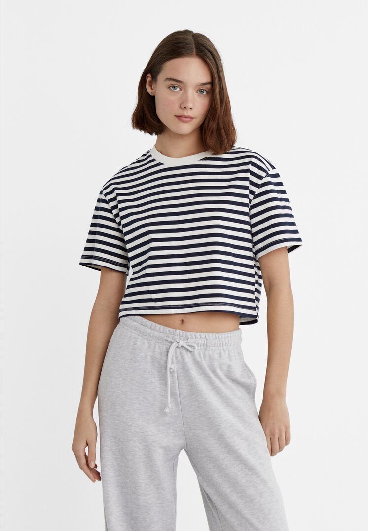 

Stradivarius Gestreiftes Cropped-Shirt aus Baumwolle Marineblau XL
