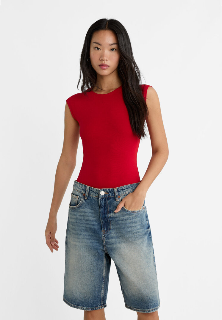 

Stradivarius Body z minirękawem Czerwony M