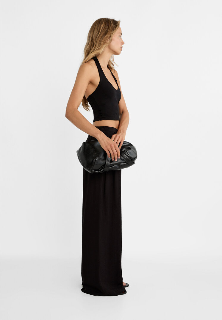 

Stradivarius Krótki top z dekoltem halter Czarny L