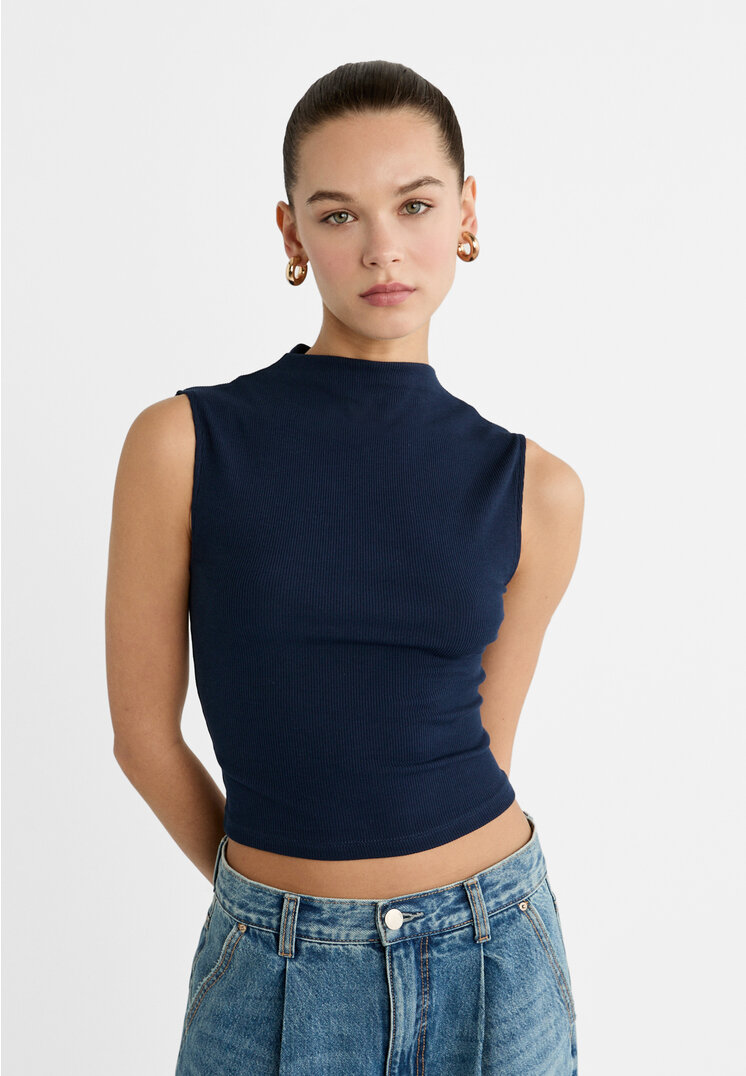 

Stradivarius Shirt mit Mini-Kragen Marineblau M