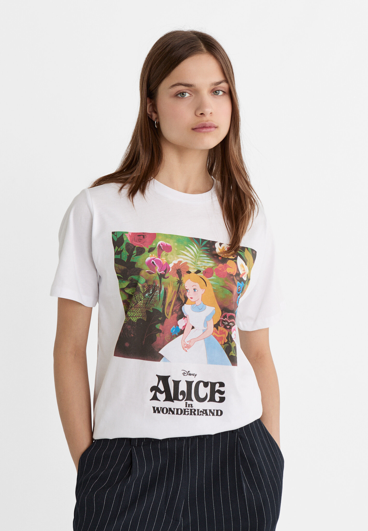 disney-print-t-shirt-women-s-fashion-stradivarius-montenegro