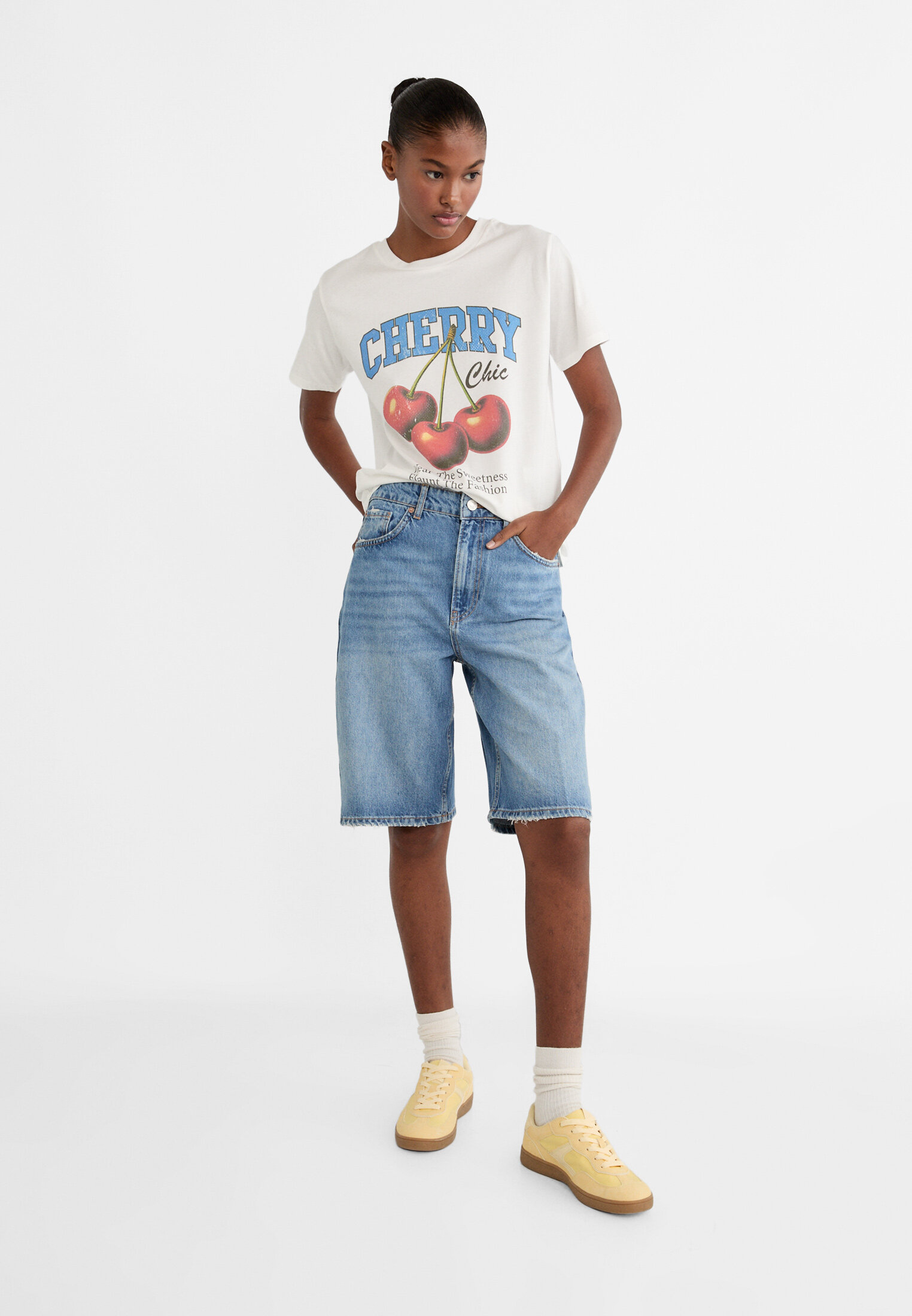 white printed t shirt women's