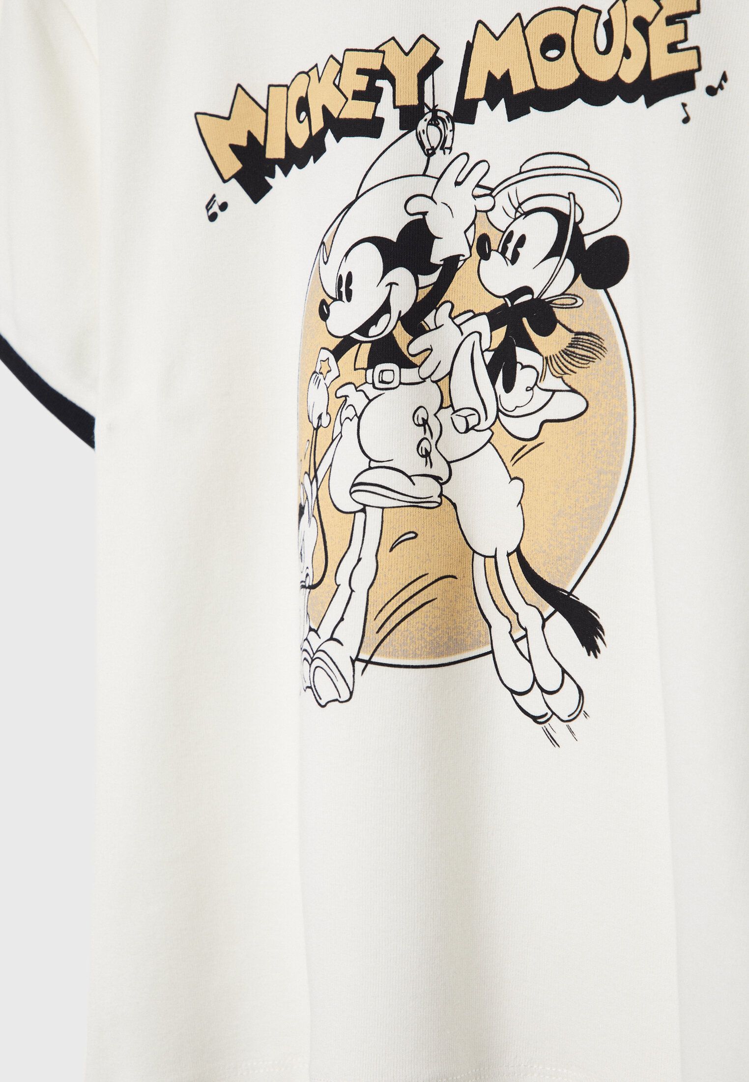 Stradivarius t shirt disney on sale