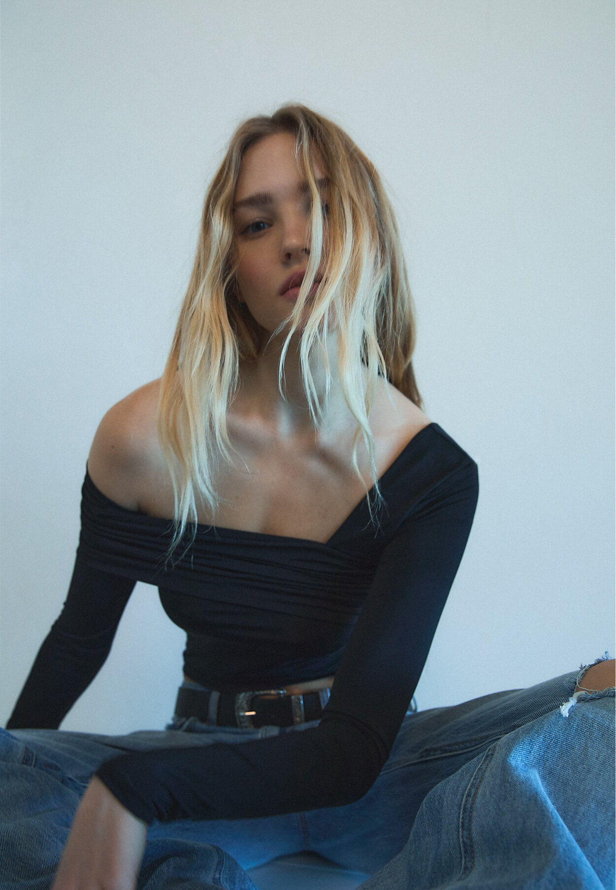Camiseta transparente top negra stradivarius