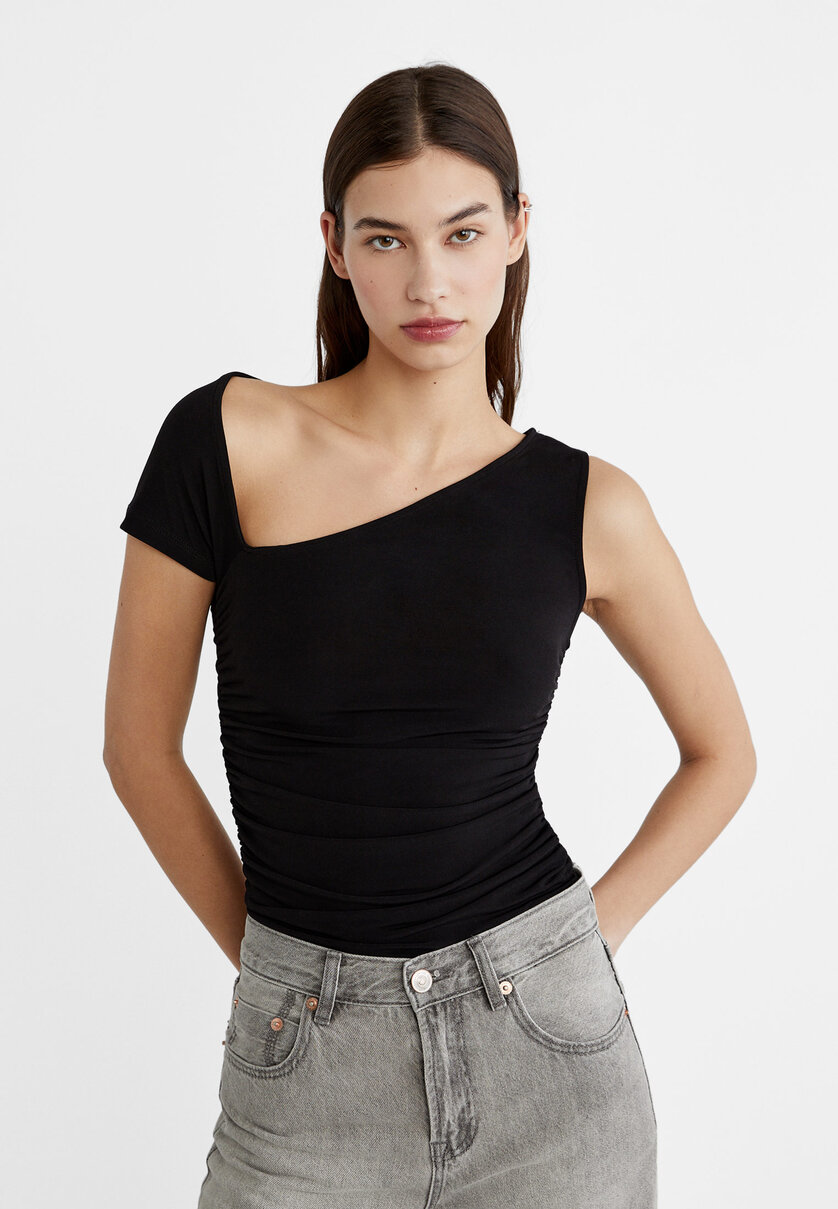 Asymmetric T-shirt - Women's fashion | Stradivarius Canada