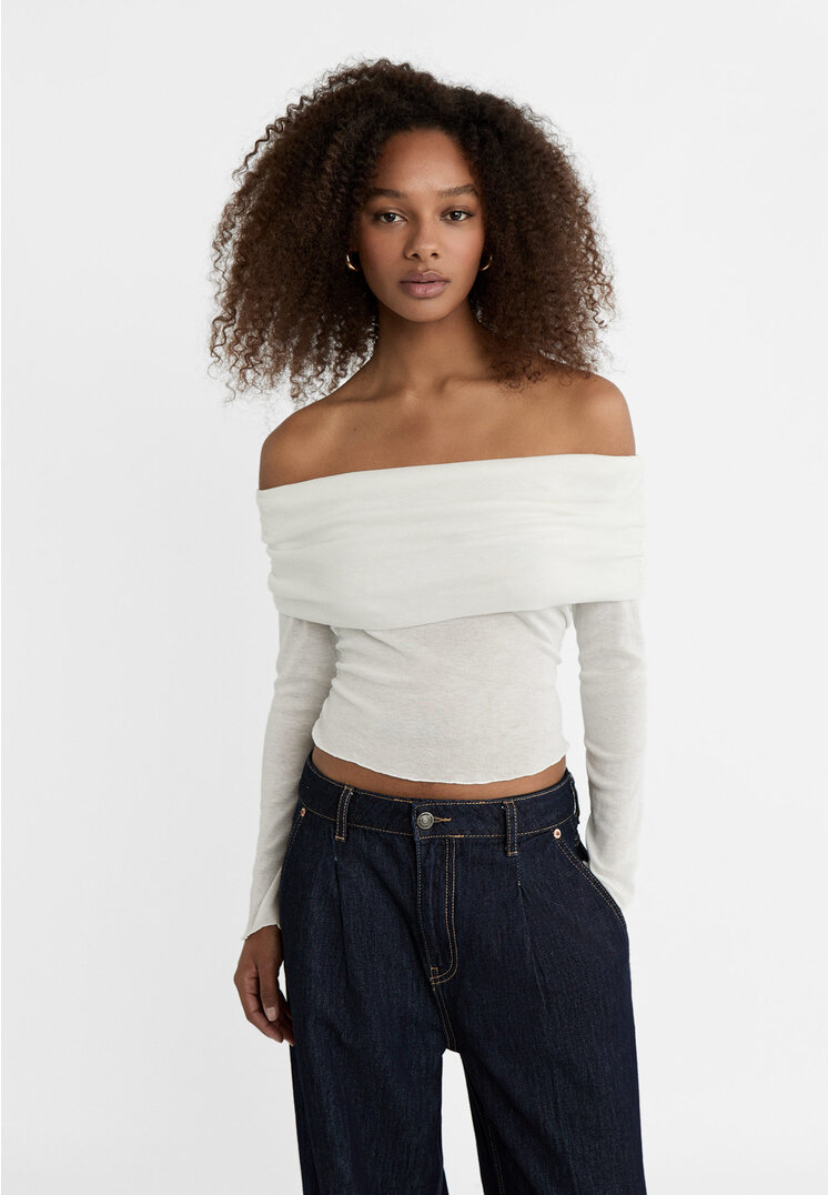 Stradivarius Schulterfreies Shirt Ecru M