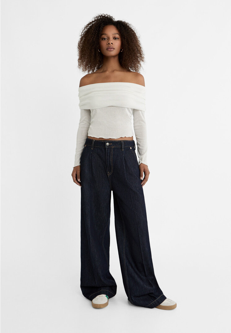 Stradivarius Off-the-shoulder top  Ecru XS