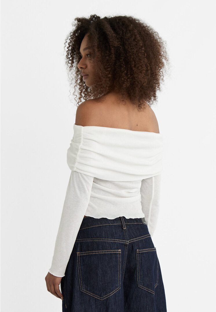 Stradivarius Off-the-shoulder top  Ecru XS