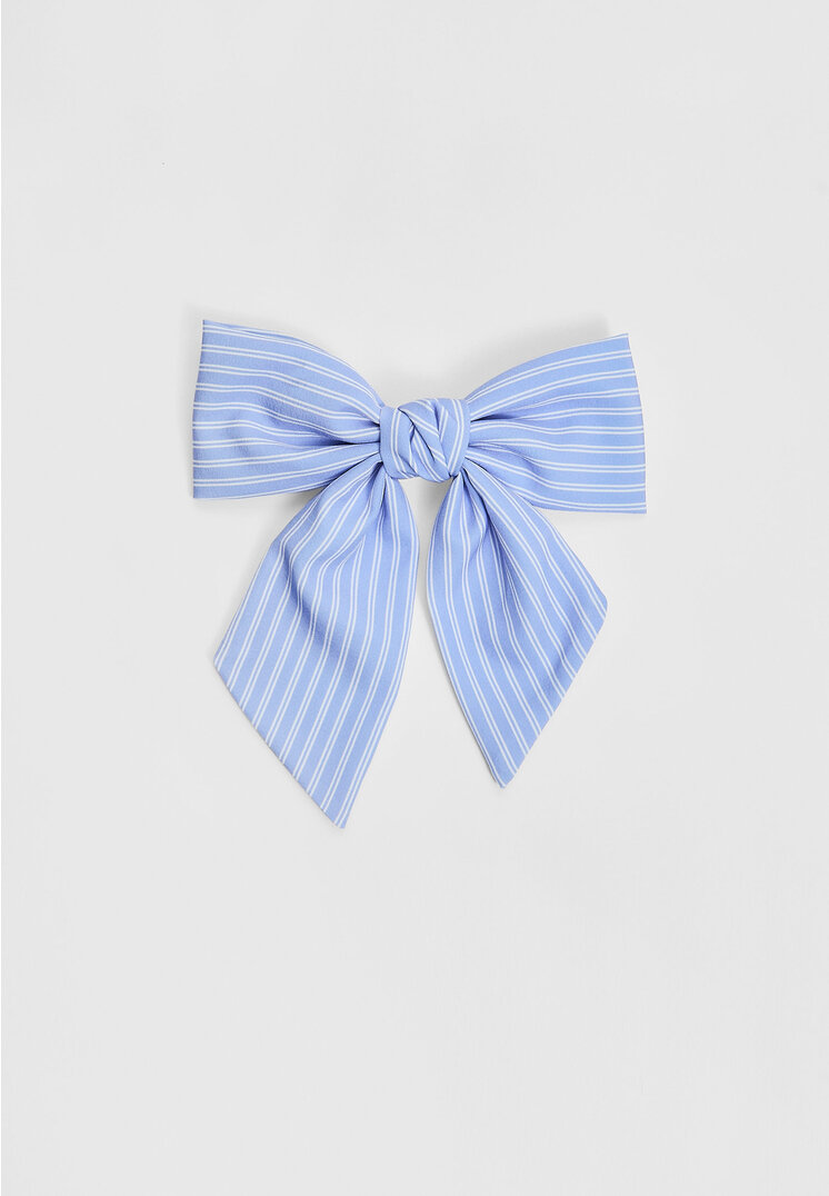 

Stradivarius Satinschleife Himmelblau OS