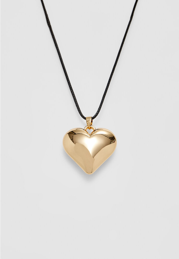 

Stradivarius Halskette mit Charm und Herz Goldfarben OS